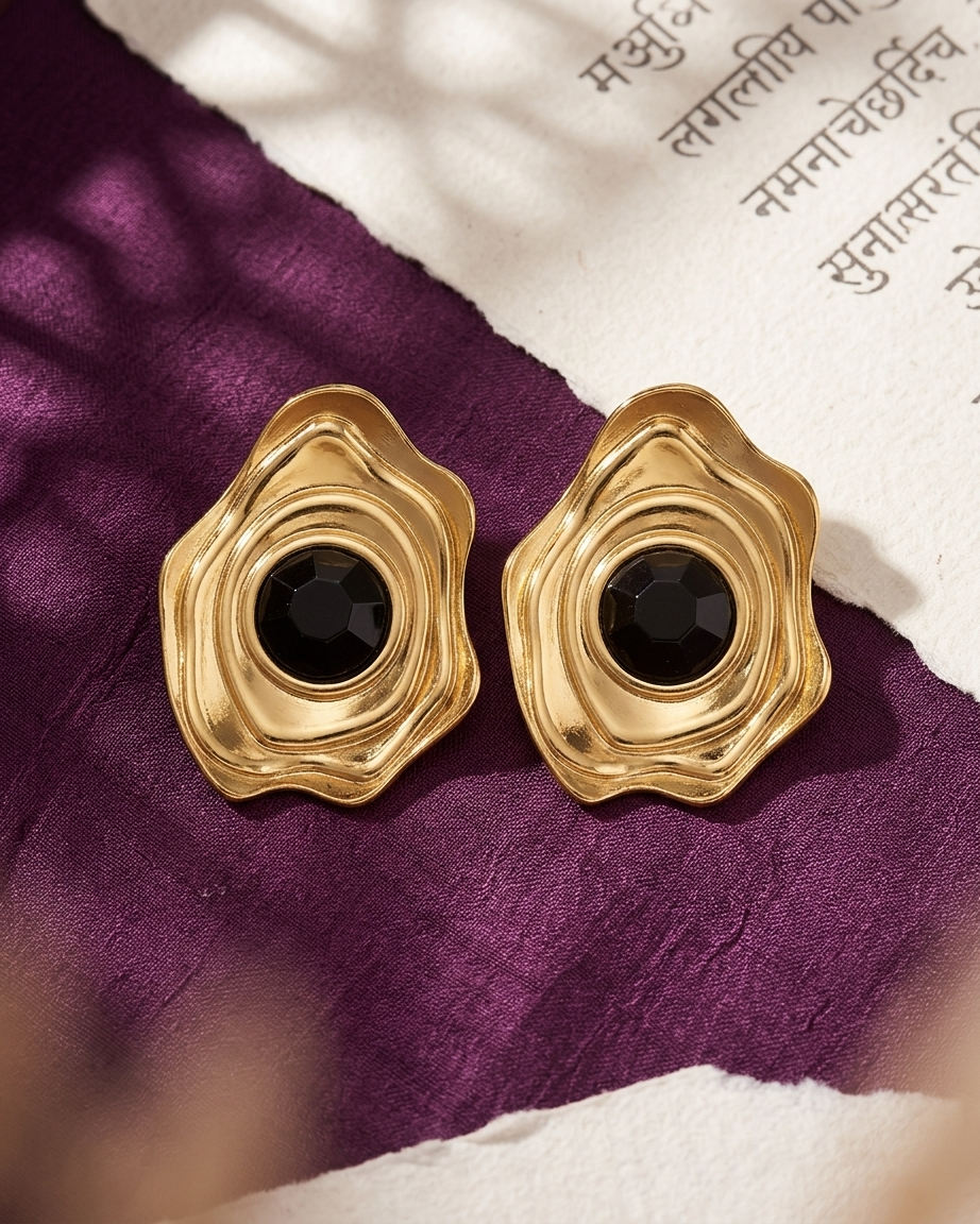 Onyx Gaze