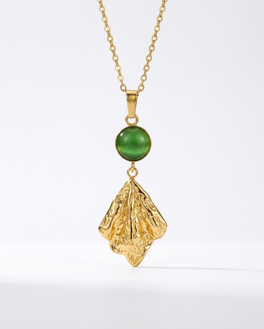 Emerald Abstract Leaf