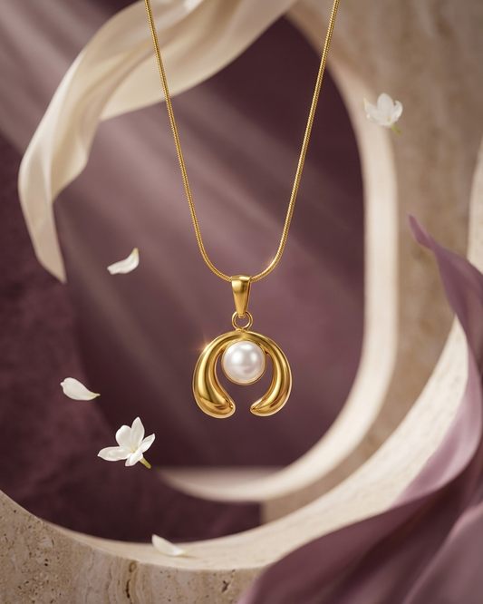 Lunar Pearl Arc